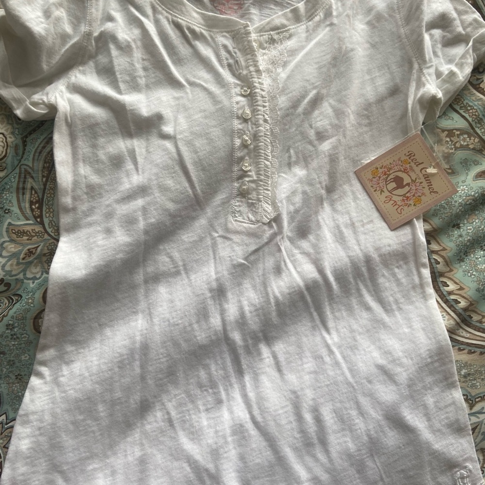 Red Camel Lace Shirt